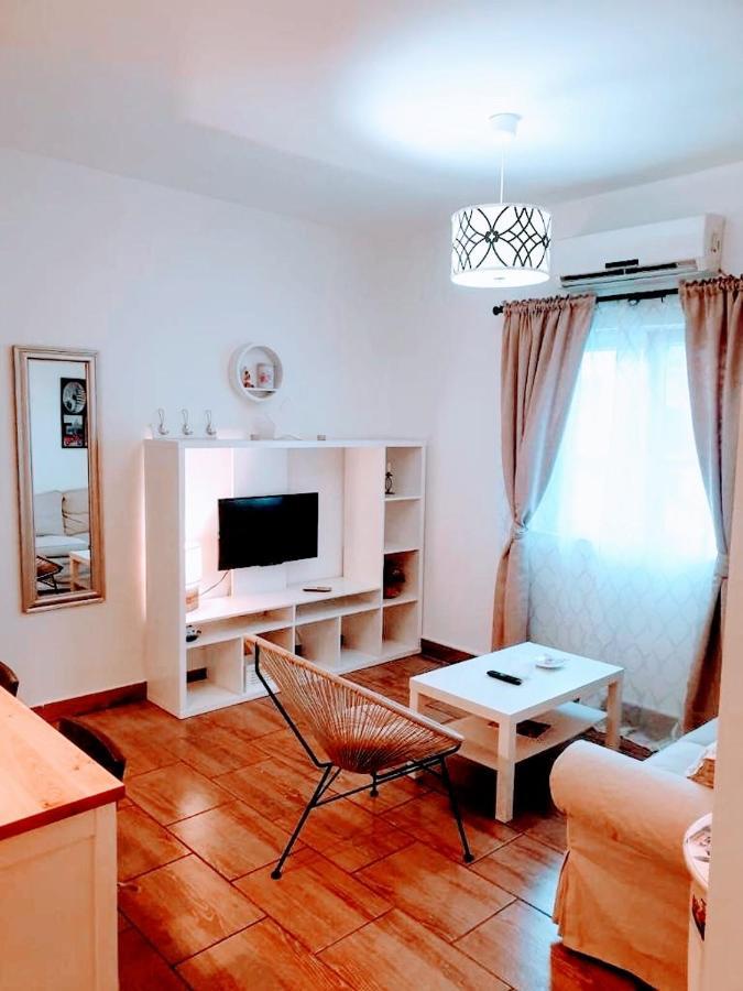 Studio Apartmant Leona With Parking Place Spalato Esterno foto