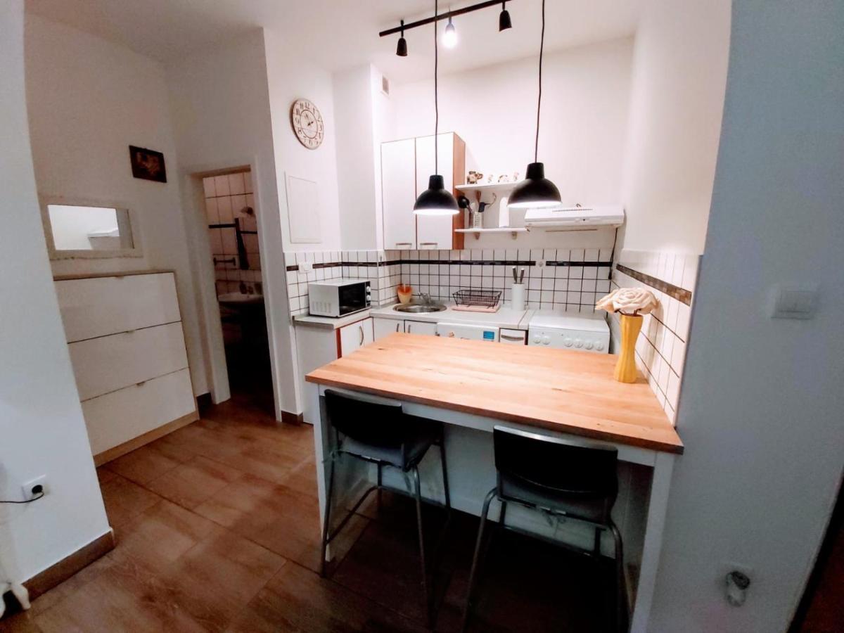 Studio Apartmant Leona With Parking Place Spalato Esterno foto