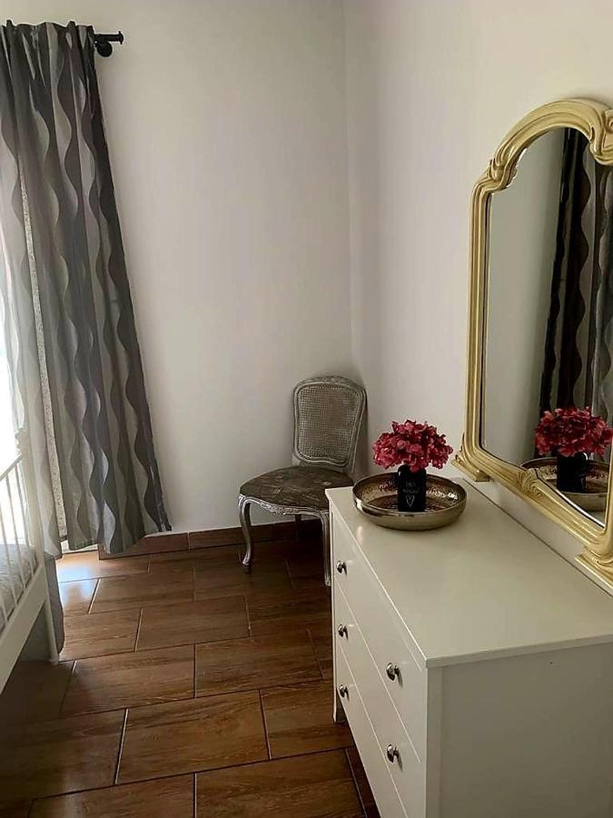 Studio Apartmant Leona With Parking Place Spalato Esterno foto