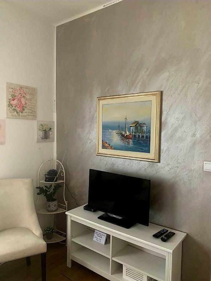 Studio Apartmant Leona With Parking Place Spalato Esterno foto