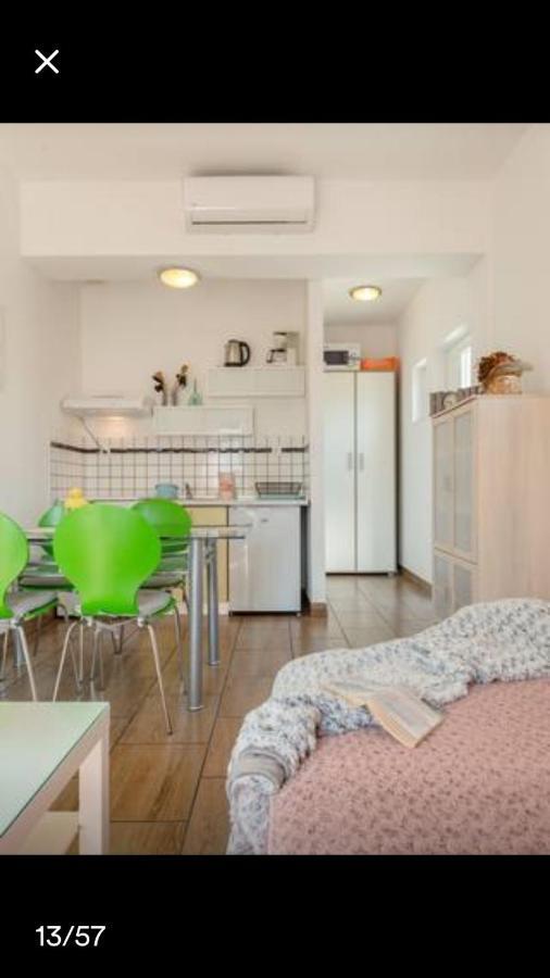 Studio Apartmant Leona With Parking Place Spalato Esterno foto